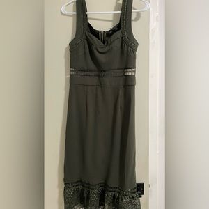 Romeo+Juliet Couture Midi dress. Olive color, Size S. Never worn, new with tags